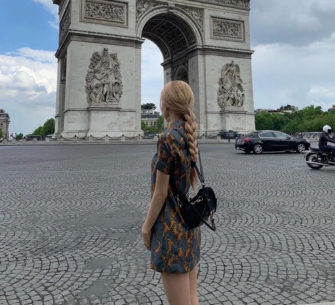 朴彩英生活日常照,恬静温婉,优雅迷人!