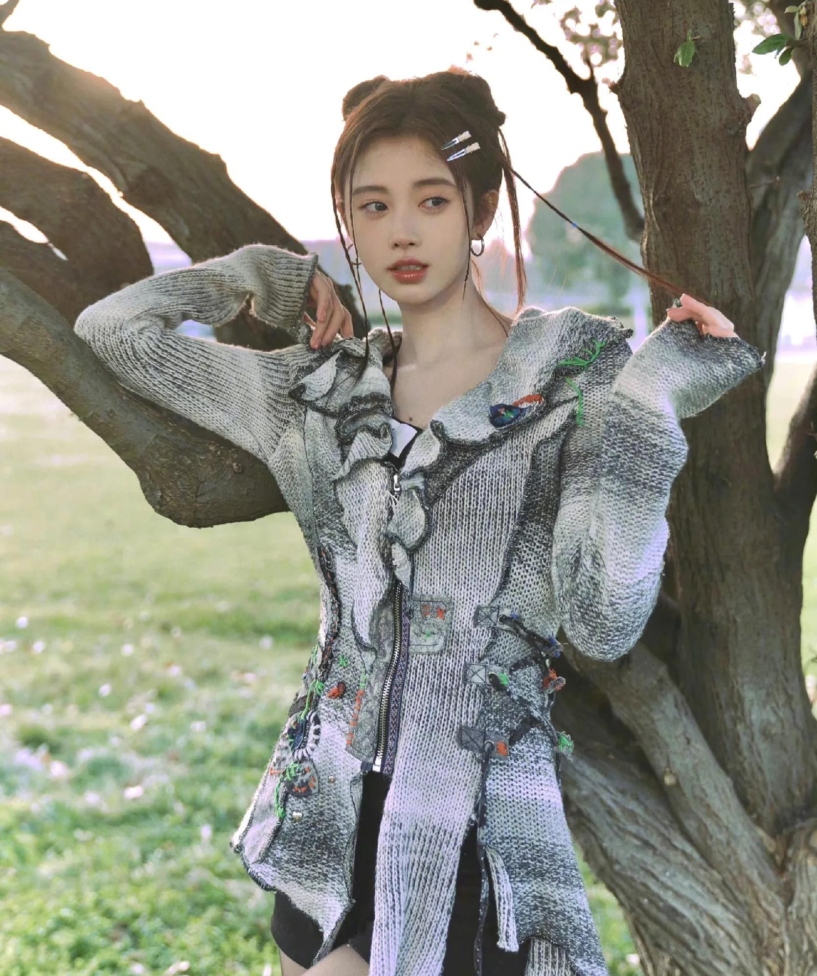 鞠婧祎地下停车场穿黑丝凹造型,美艳撩人,优雅迷人!_高清图集_新浪网