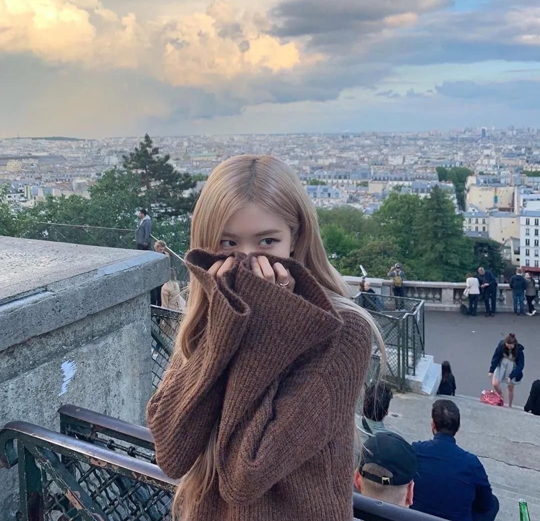 朴彩英生活日常照,恬静温婉,优雅迷人!