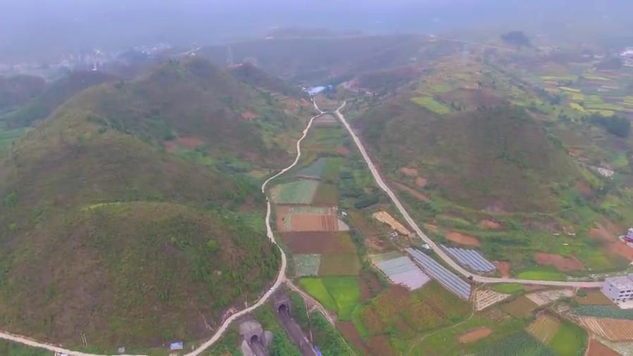 发现一个牛形山,牛气冲天,这才是很牛的风水宝地!