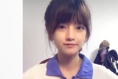 初中生秀“校服”,事实证明,好不好看还要看脸|校服|初中生|衣服_新浪新闻