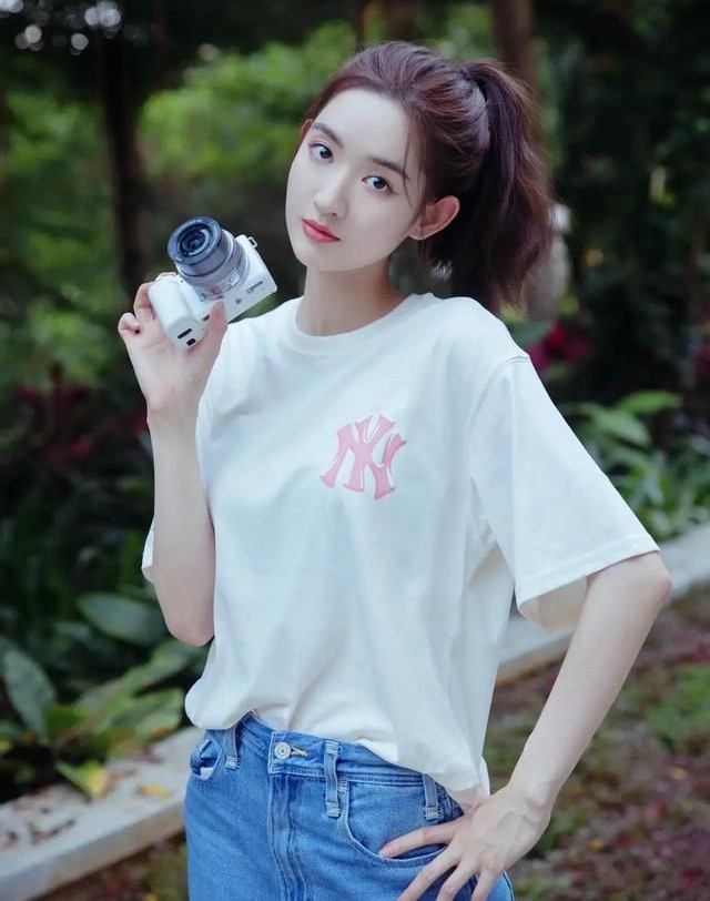 王玉雯大美女,清纯可爱!__财经头条