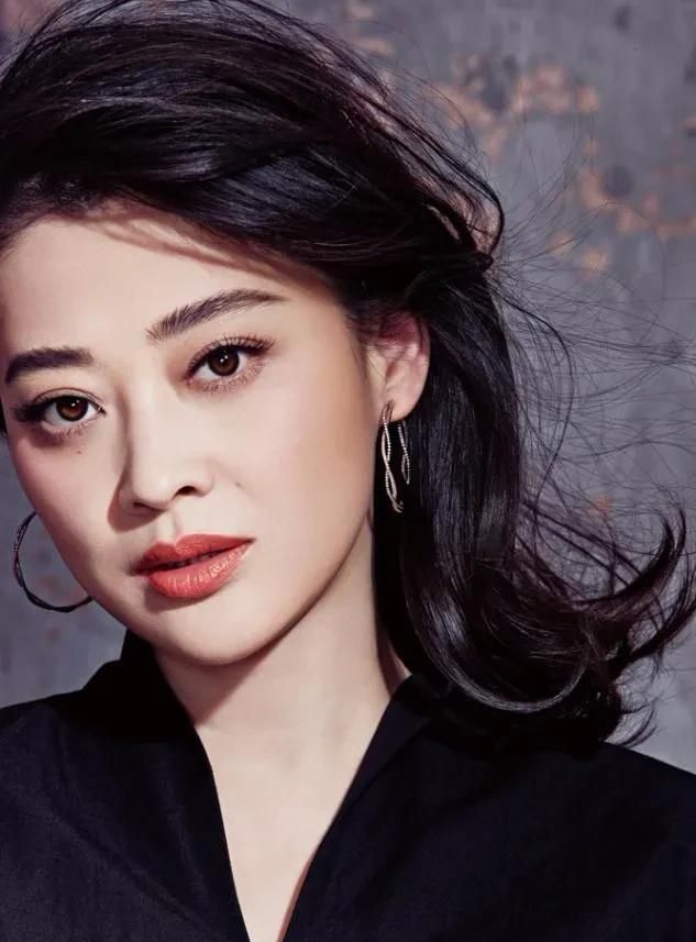 梅婷:美艳动人,妩媚迷人写真!