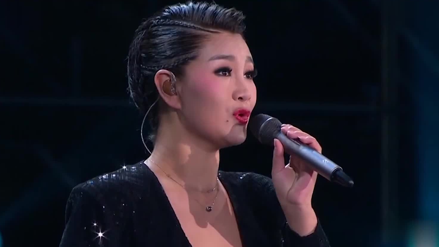 没想到降央卓玛西海情歌这么好听别有一番风味不输刀郎