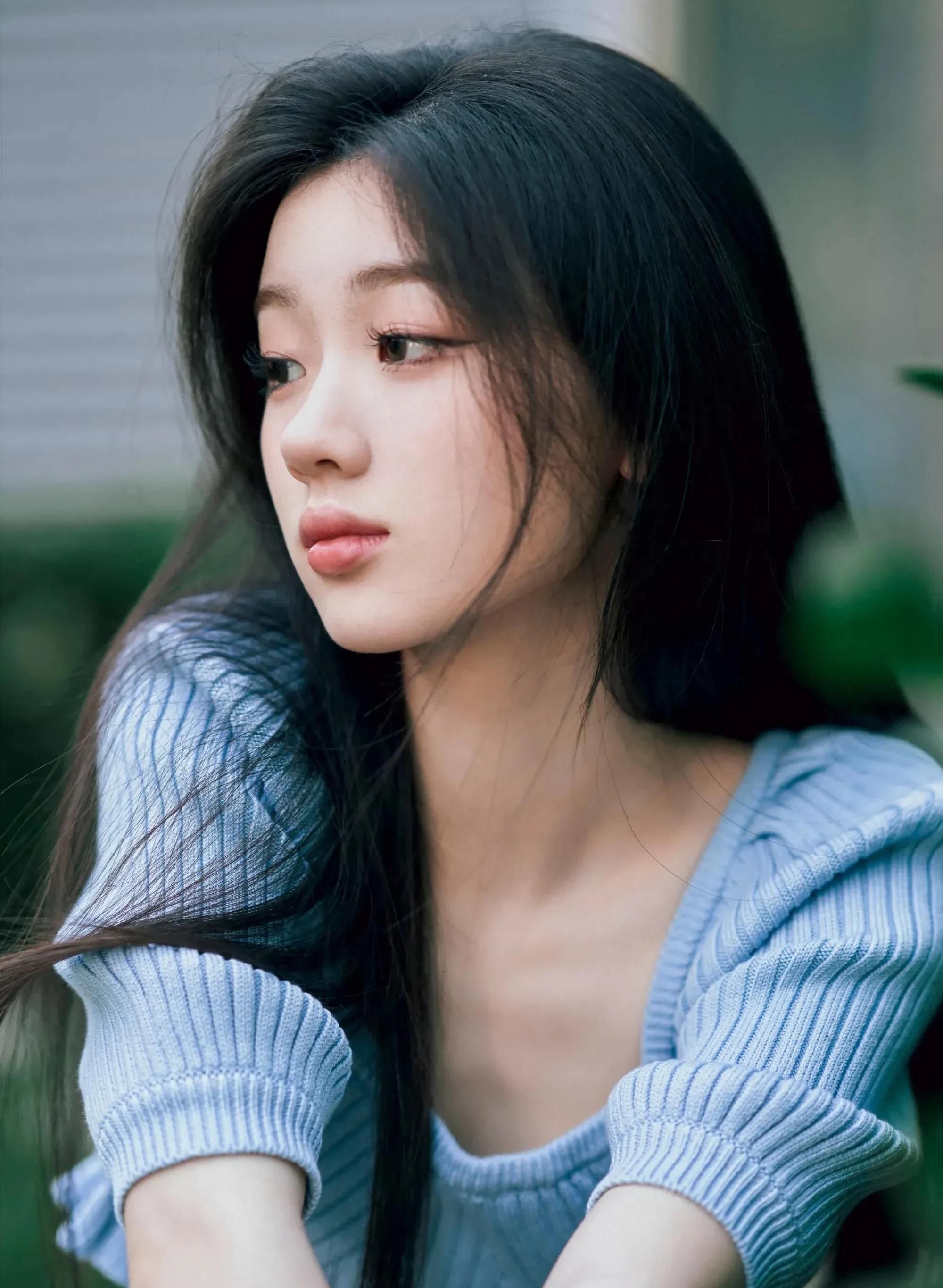 单依纯:雪肤玉貌,娇艳如花,惊艳迷人!