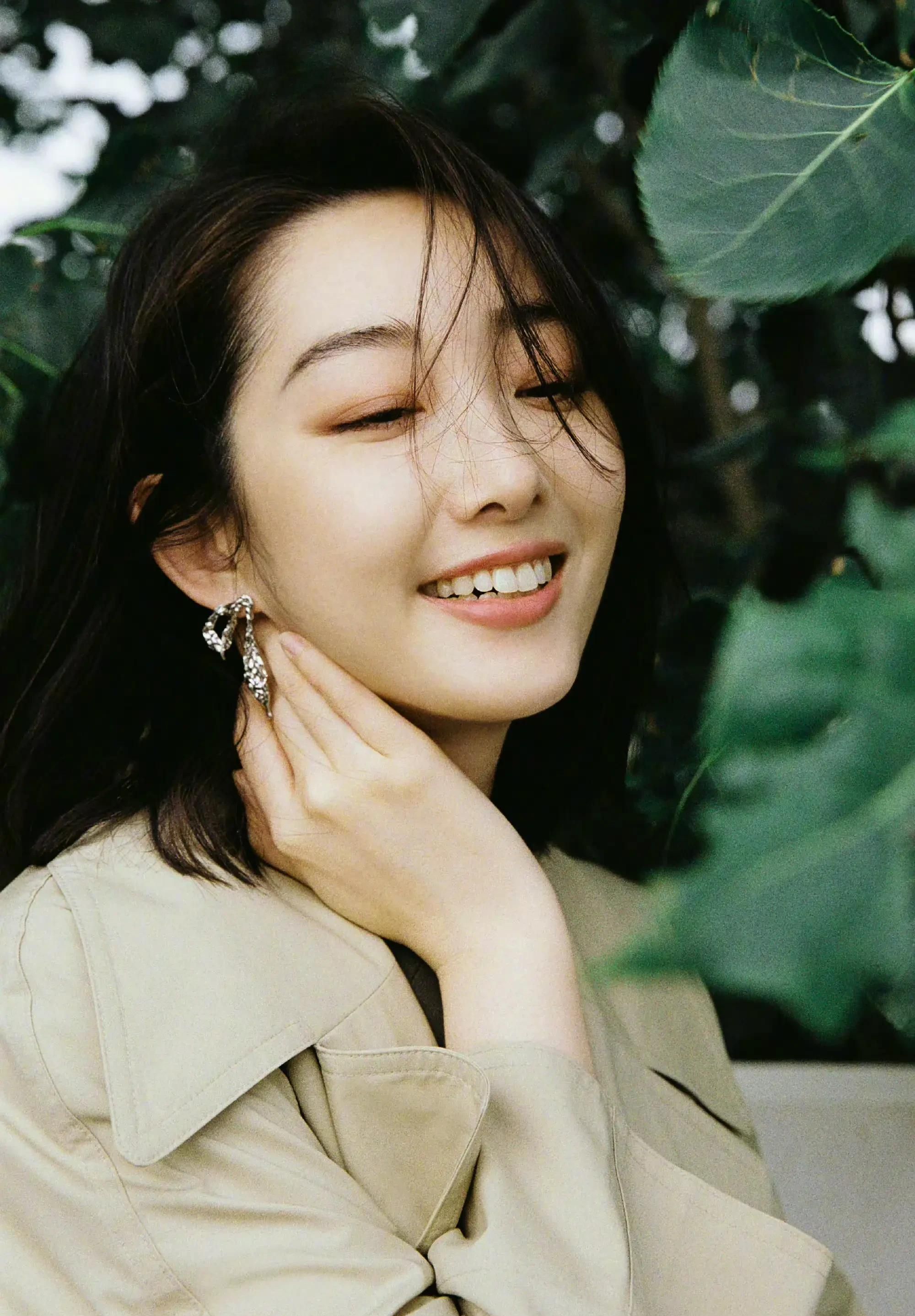 肤白貌美的蒋梦婕,时尚俏丽,温婉秀丽的写真照!_高清图集_新浪网