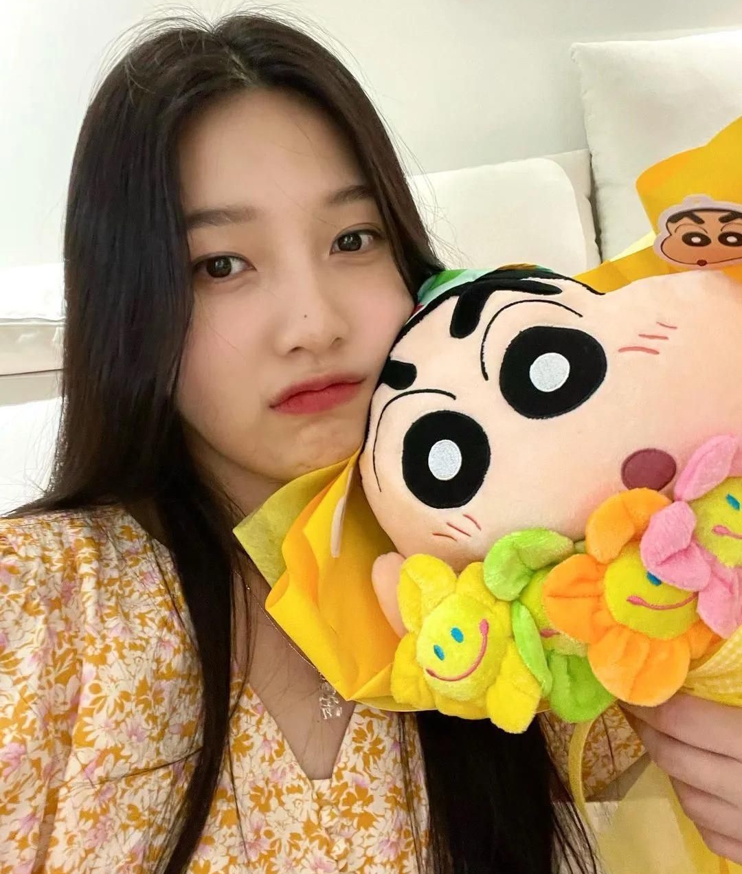 朴秀荣自拍可爱美照,长相甜美,美艳动人!