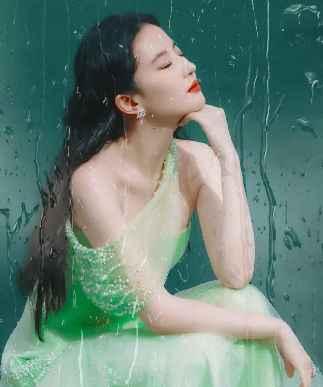 刘亦菲高清可爱写真优雅灵动