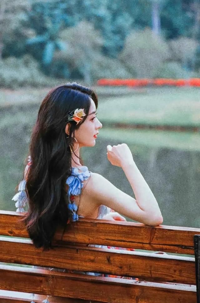 大海深处的美人鱼赵丽颖!_高清图集_新浪网