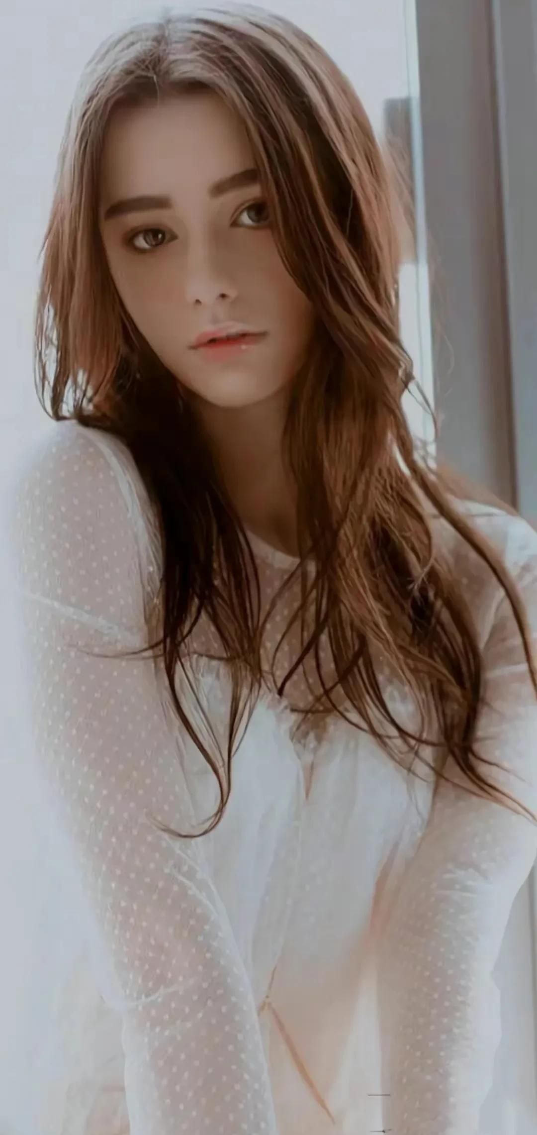 达莎·塔兰:青春靓丽,娇俏可人!