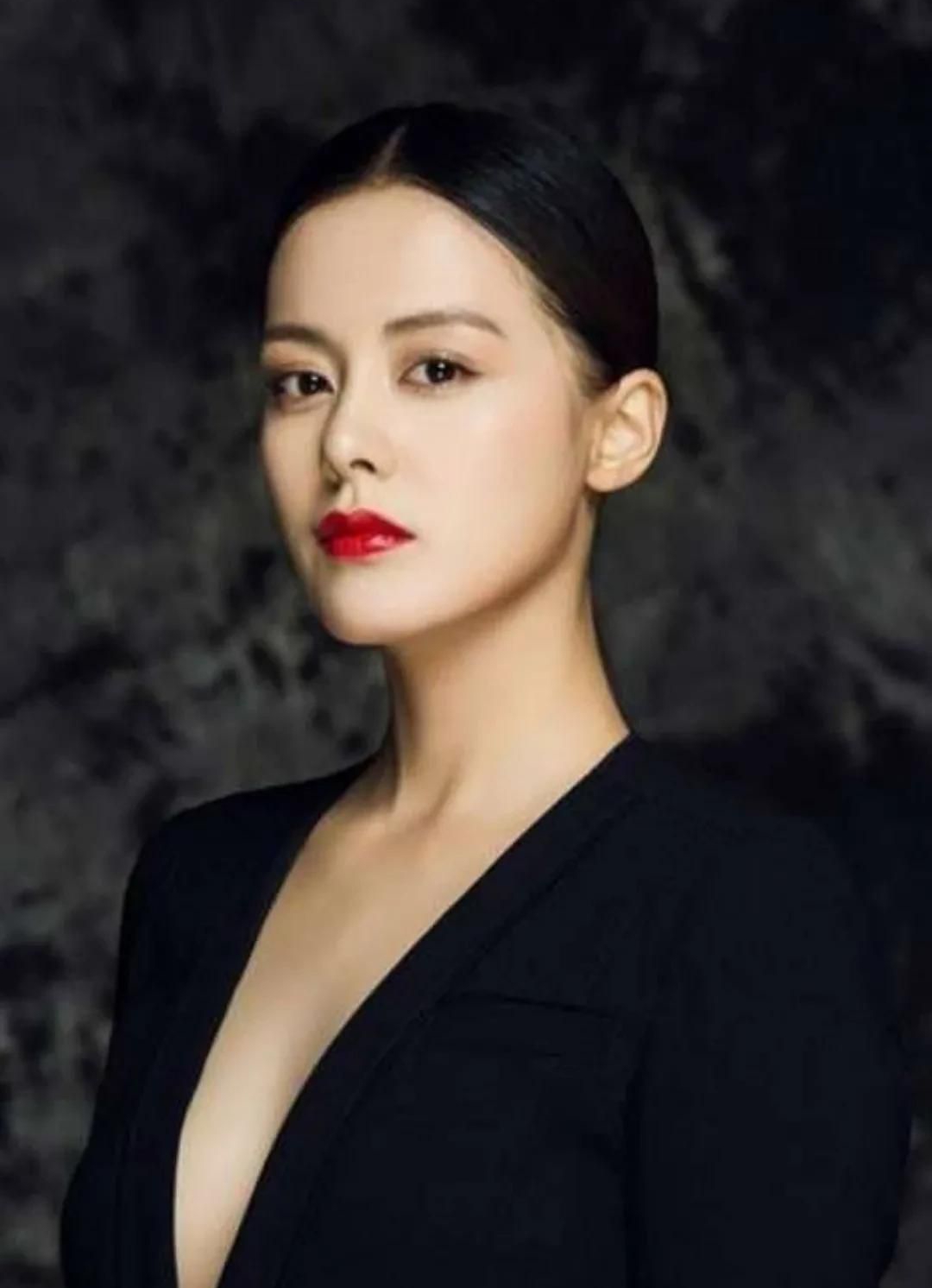 王力可:甜美清纯,惊艳迷人!