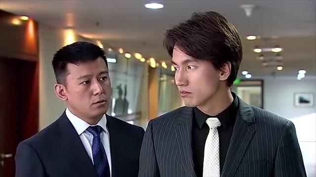 厉仲谋事业繁忙,但家里有个贤妻吴桐对他很好