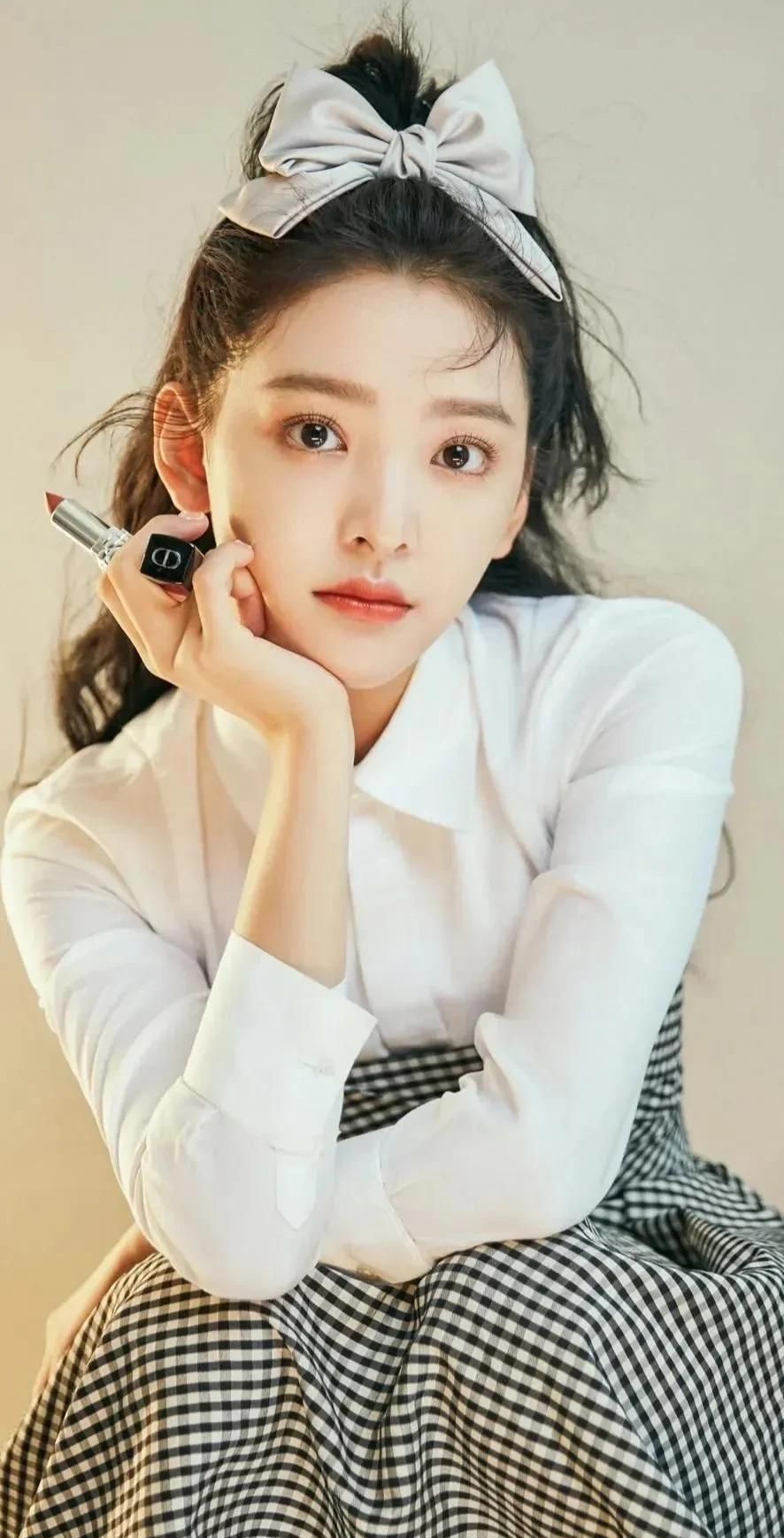 章若楠,娇俏可人,温婉秀雅的美丽写真照!