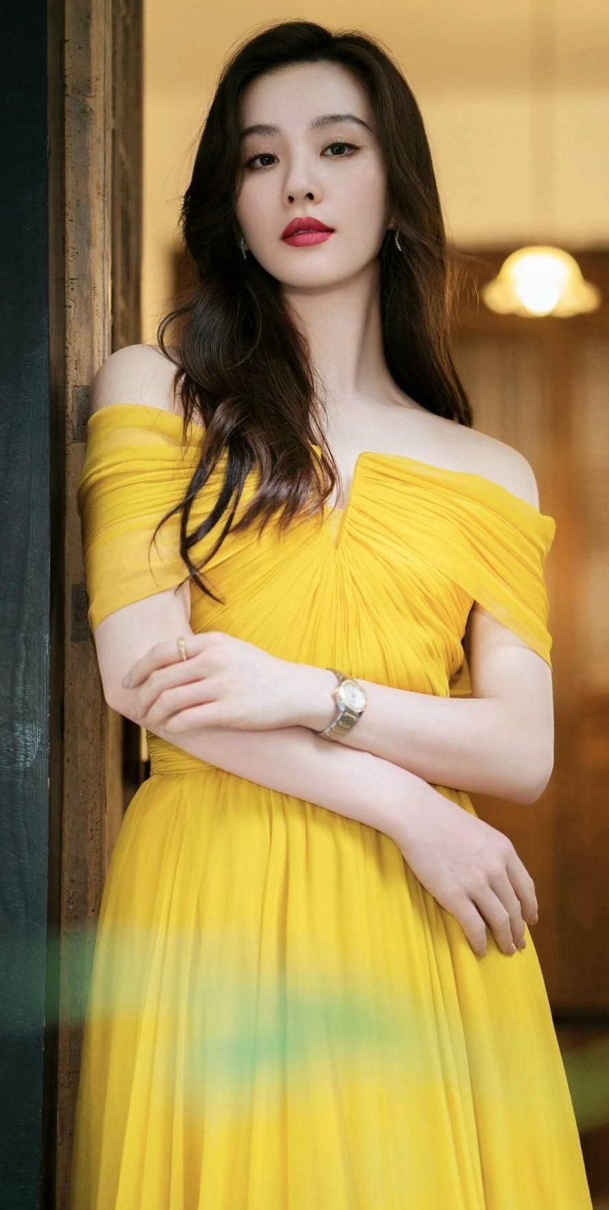 宋佳高清冷艳美照,美丽惊艳!__财经头条