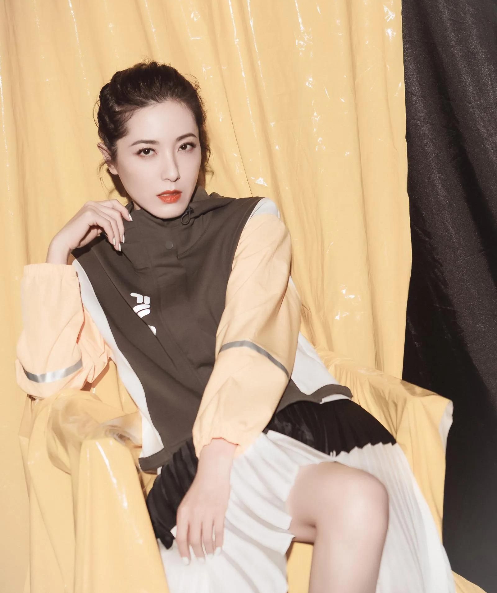 曾黎:优雅大方,惊艳迷人!_高清图集_新浪网