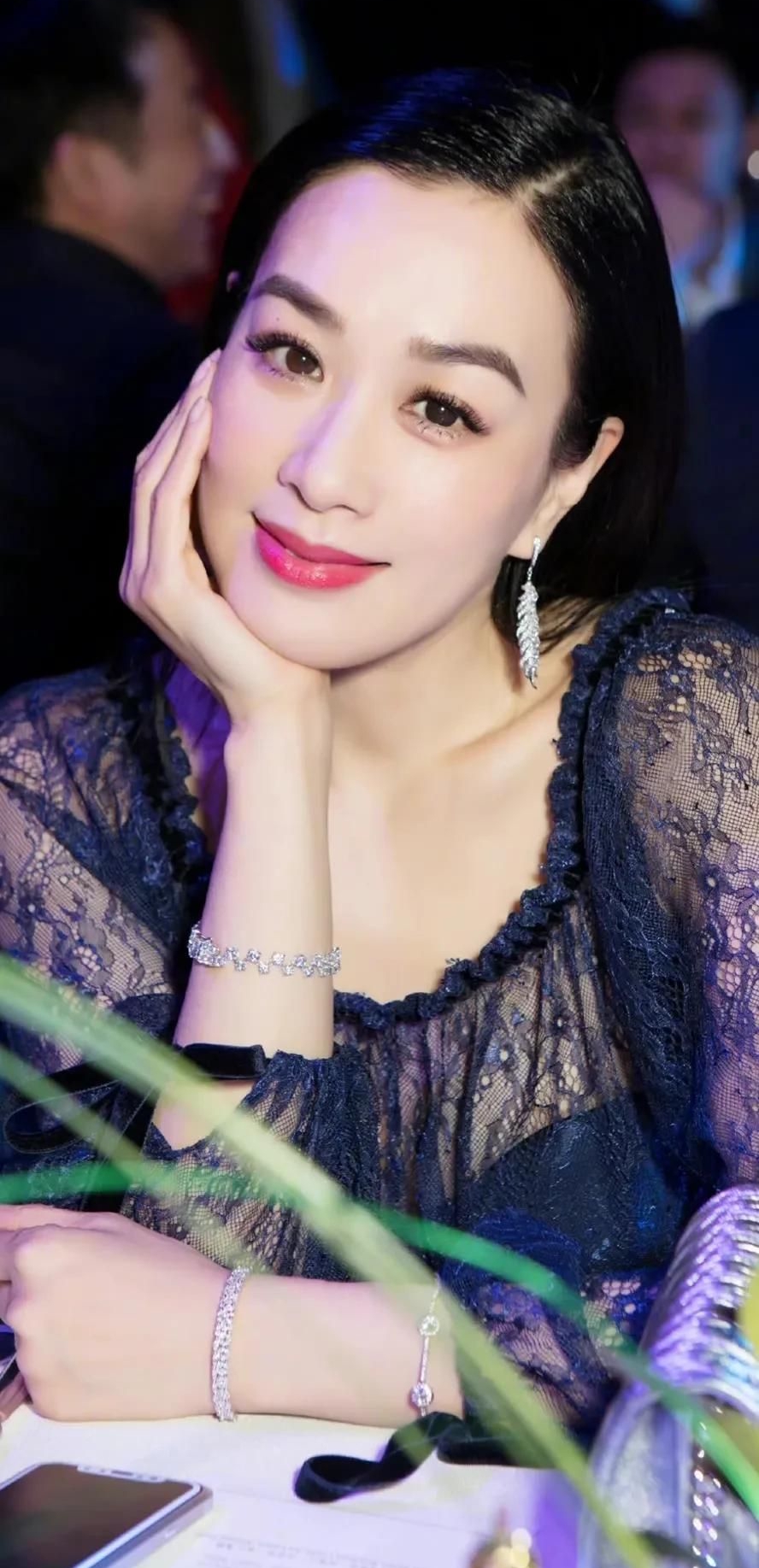 钟丽缇高清魅力写真美丽大方