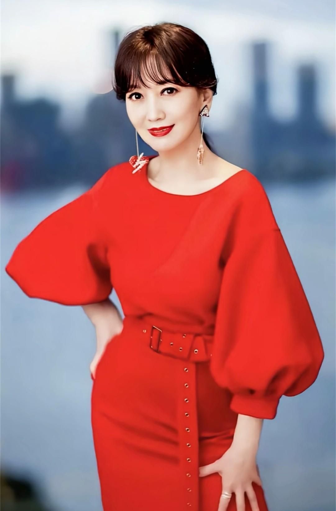 赵雅芝高清俏丽美照,娇俏可人!__财经头条