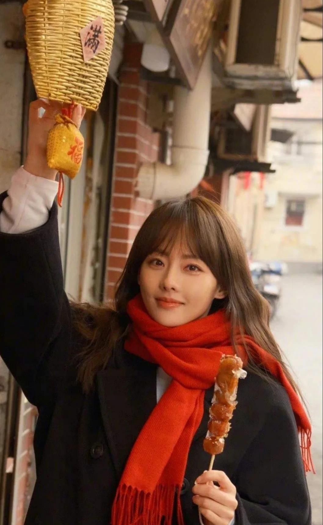 张嘉倪: 肤白貌美的甜美容颜,清纯绝美!__财经头条