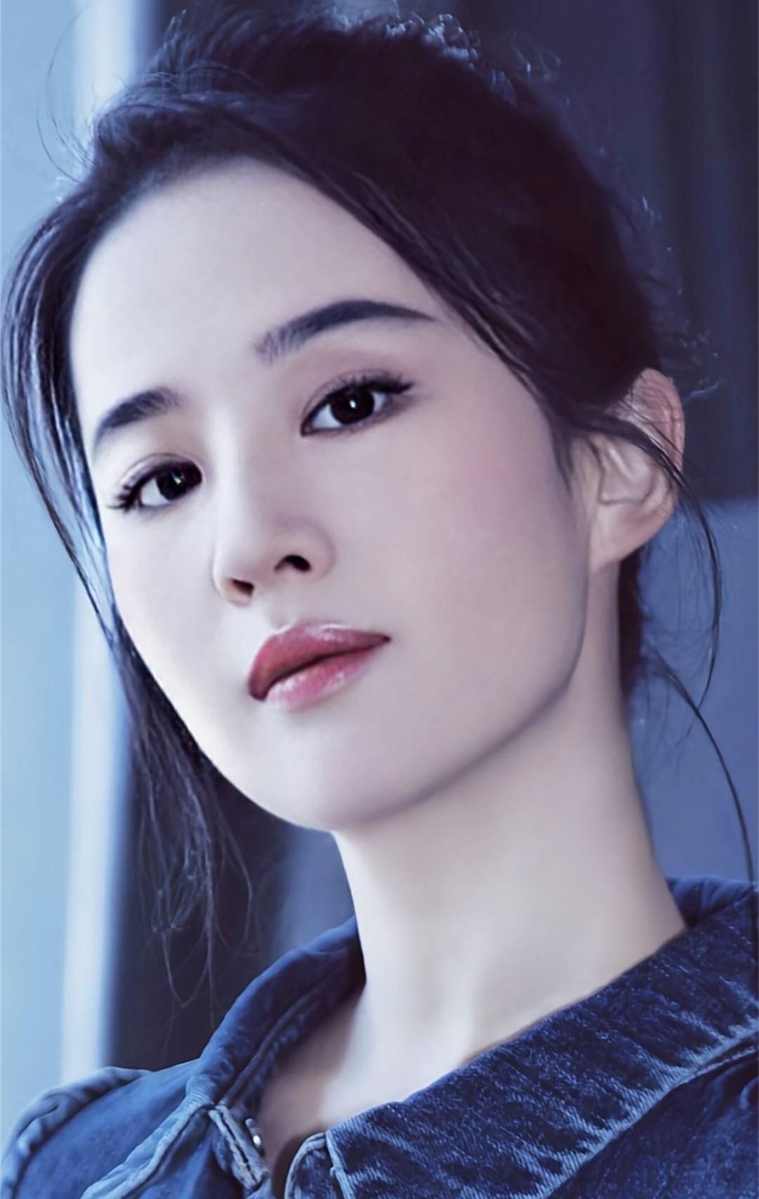 刘亦菲高清俏丽美照,美艳动人!