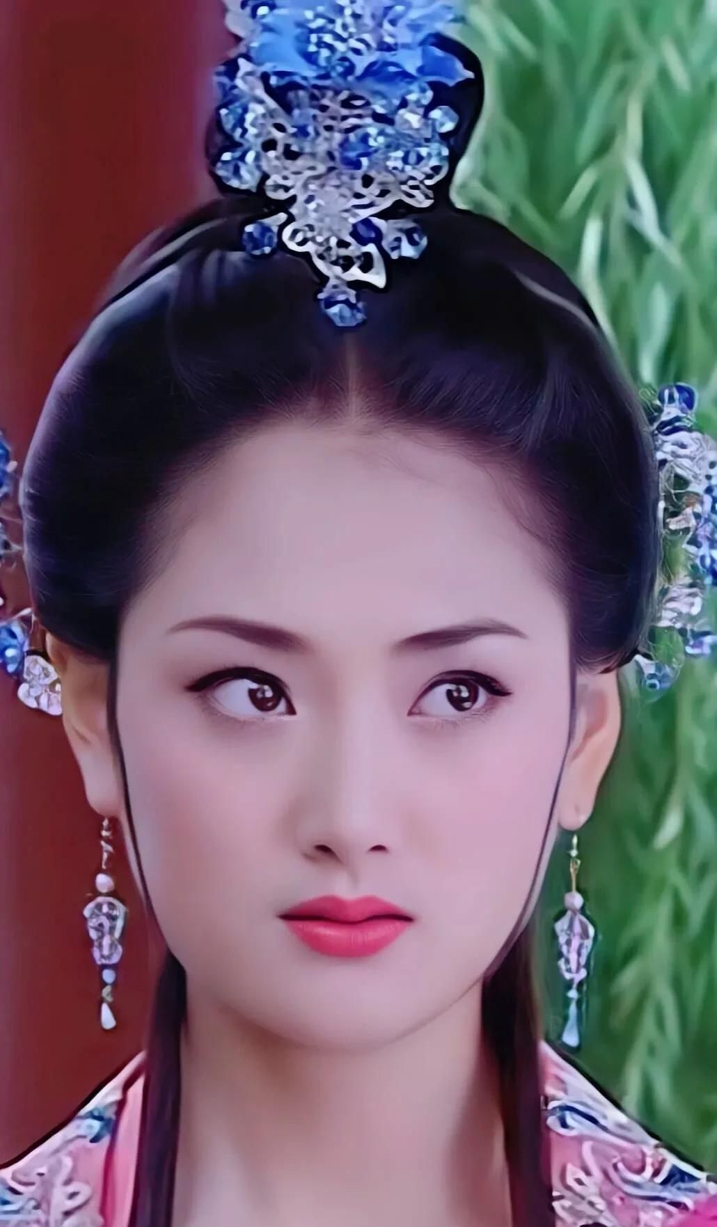 陈洁高清美丽写真,楚楚动人!