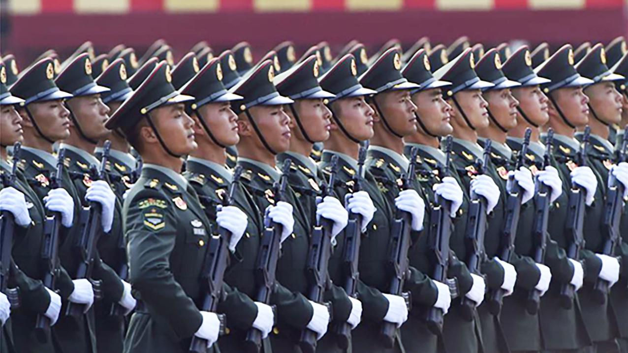 新中国70周年大阅兵,受阅场上的一匹黑马,联勤保障部队方队!