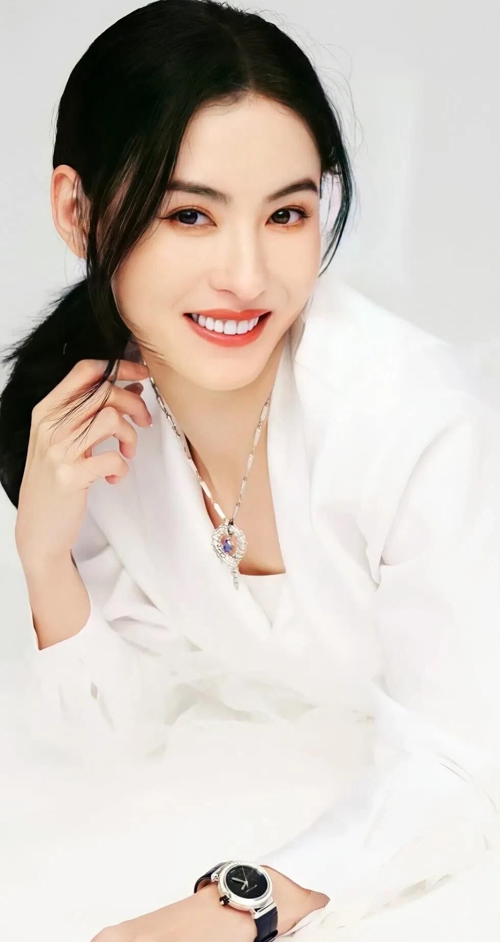 张柏芝曼妙多姿俏丽写真,惊艳迷人!