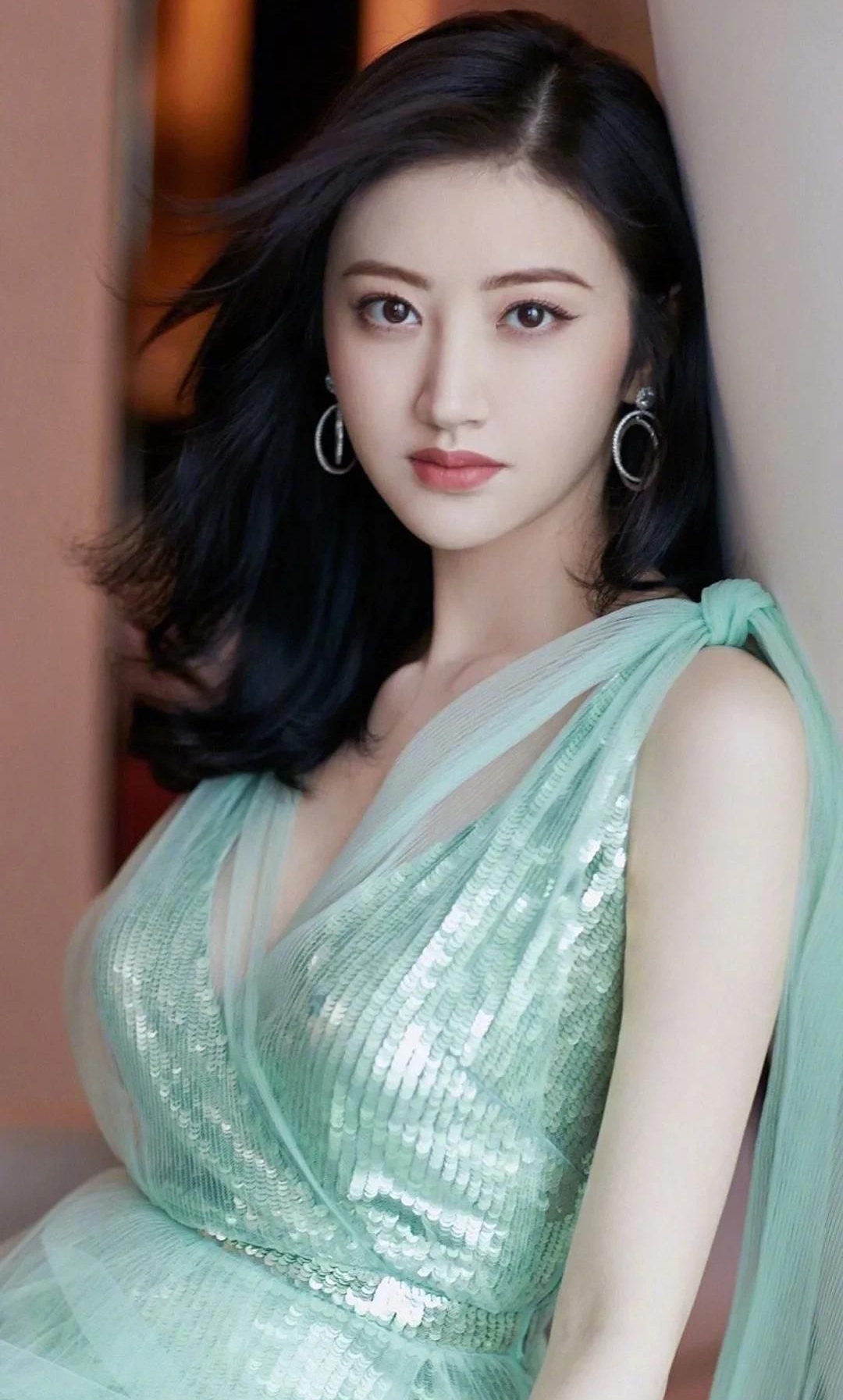 清纯女神景甜惊艳写真,清纯可人!__财经头条