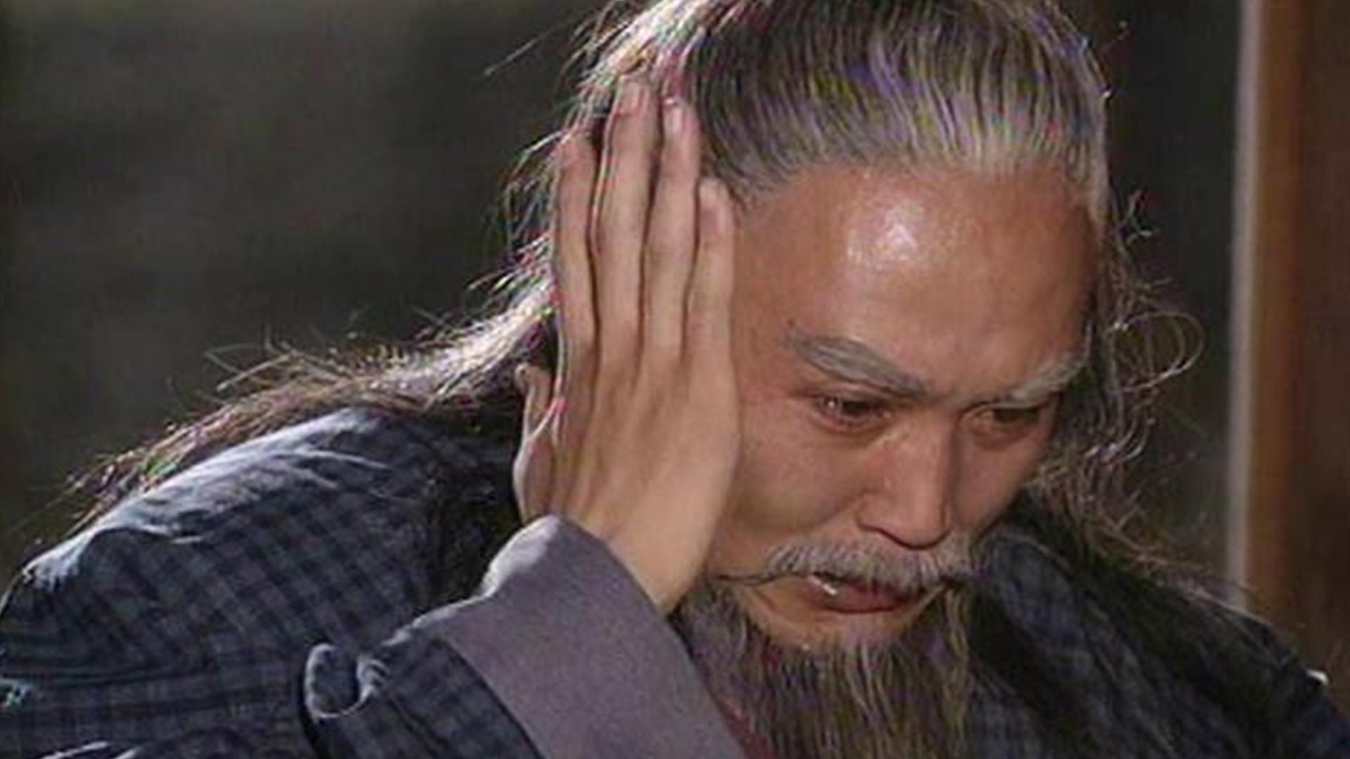 伍子胥为了报仇,将楚平王尸体挖出来鞭尸,他的这种做法对不对?