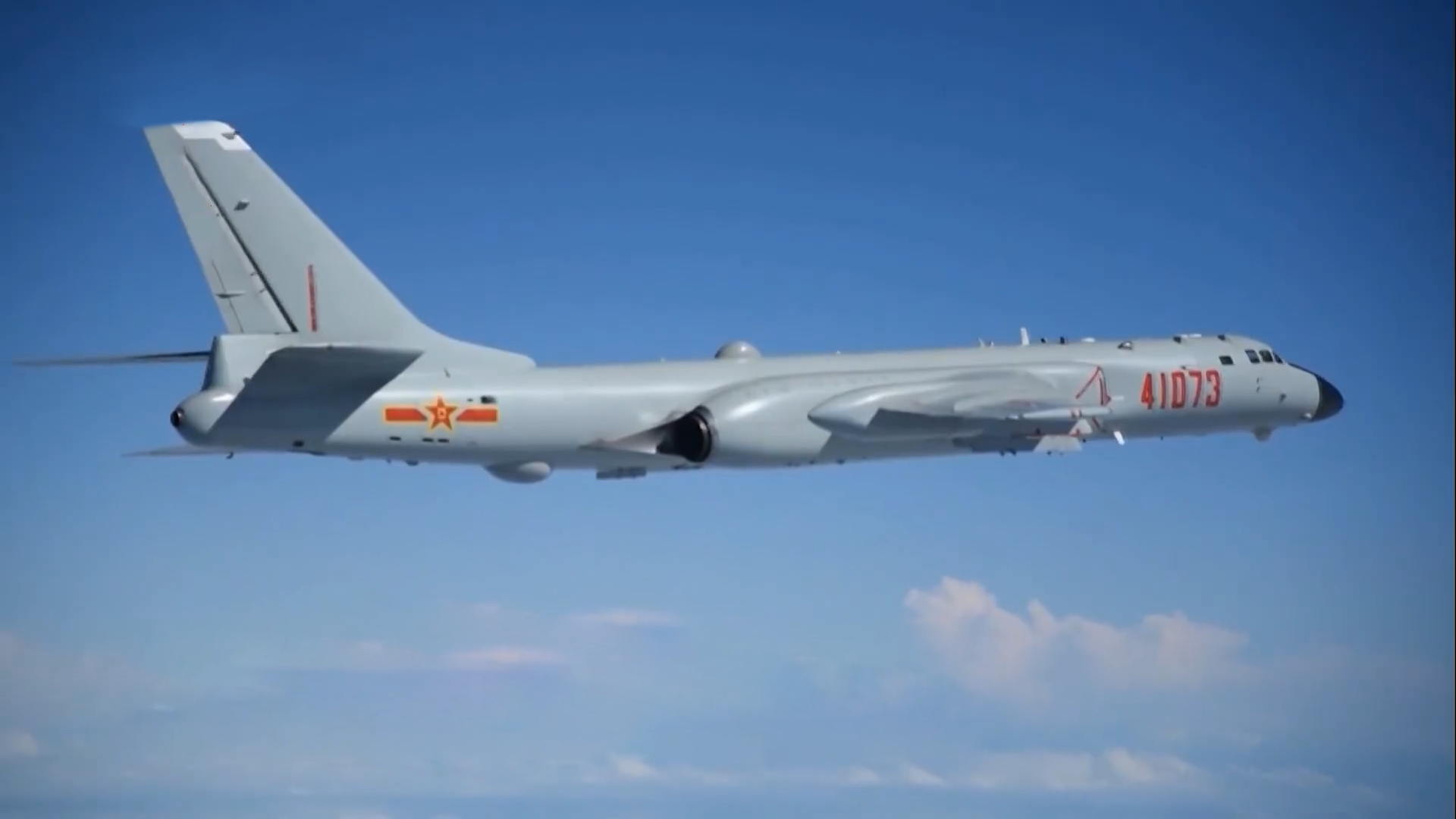 "战神"出击!轰6k远海训练成功打击目标!