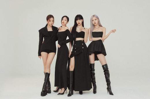 韩国女团blackpink获美国hitmakers颁奖礼年度组合奖