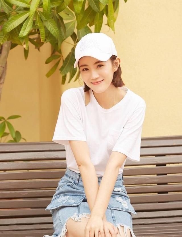 牟星的清纯美照优雅迷人
