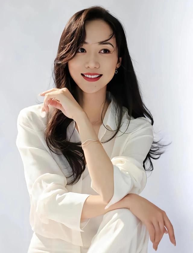 韩雪:内外兼修的气质的女性!