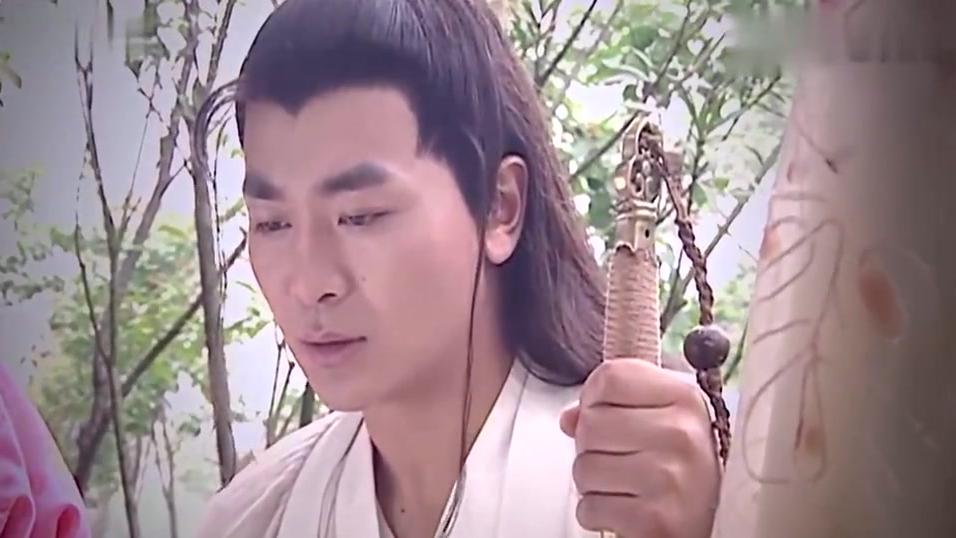 连城诀狄云及时赶到替水姑娘辩解两人大打出手!