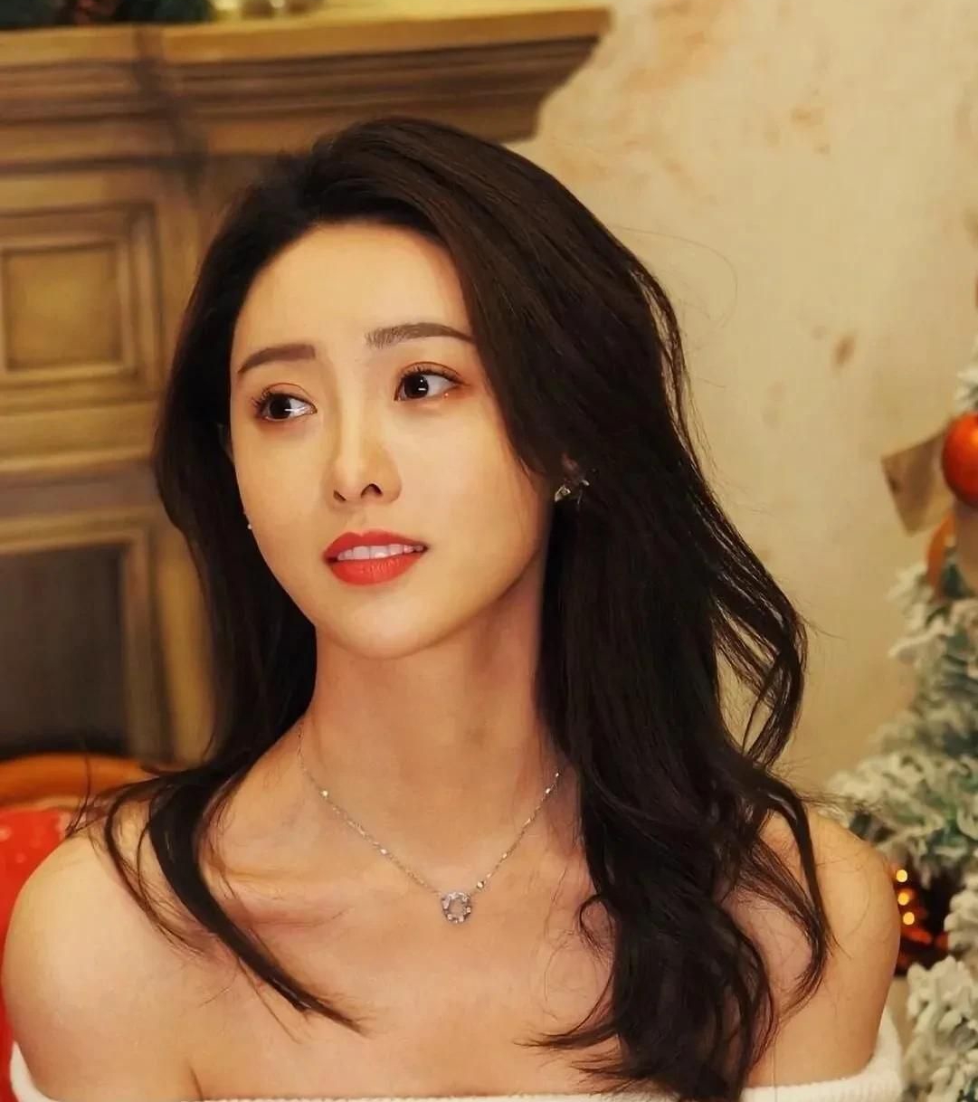 孙晓伦:清雅秀丽,明艳动人!_高清图集_新浪网