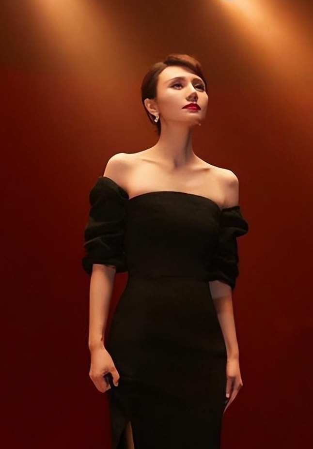 袁泉美艳写真照,淡雅娴静,明艳动人!_高清图集_新浪网