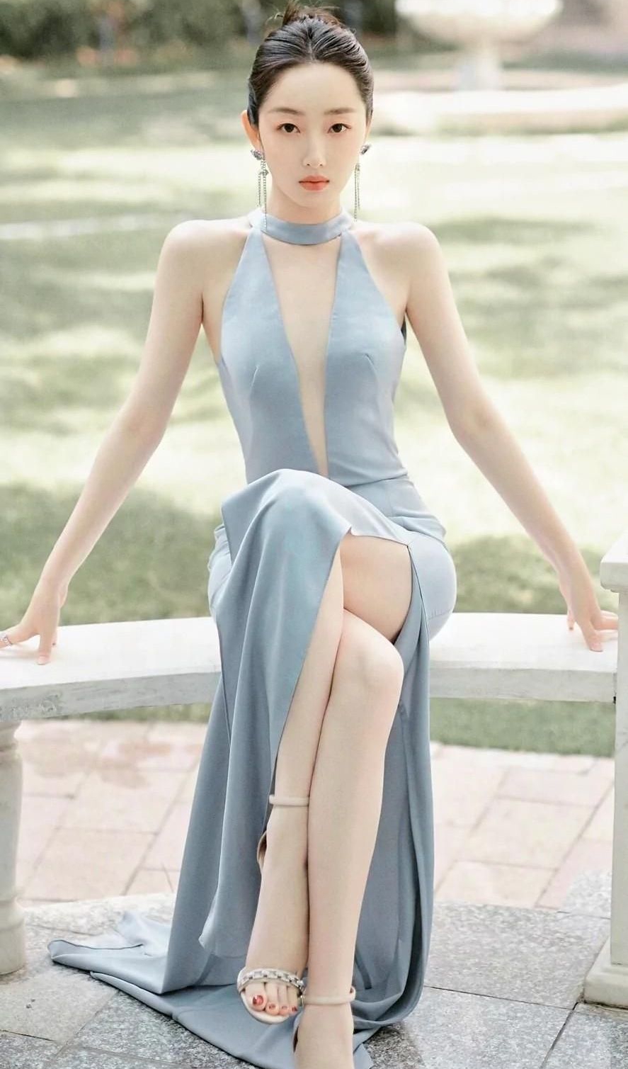 蒋梦婕高清冷艳美照,惊艳迷人!__财经头条