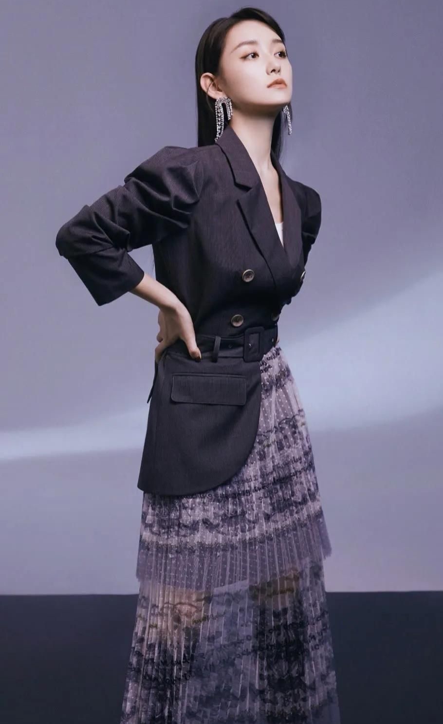 蒋依依粉嫩佳人优雅写真优雅迷人