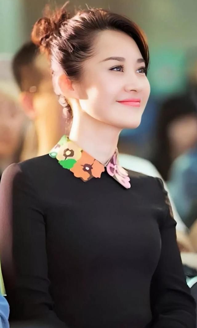 风韵犹存,许晴!_高清图集_新浪网
