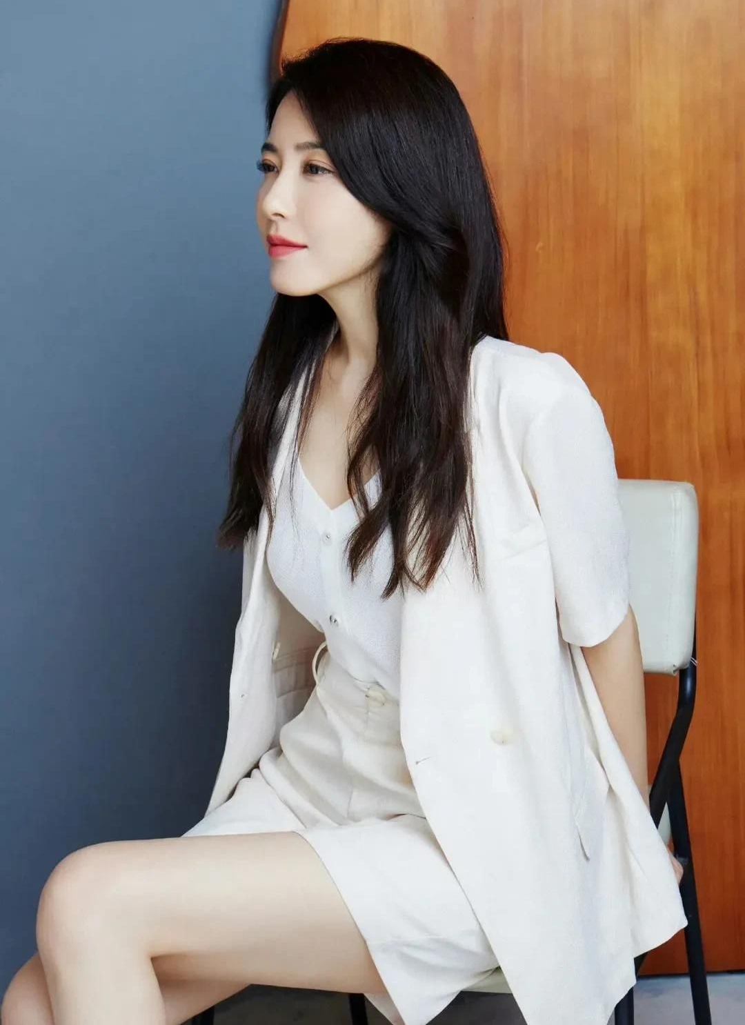 曾黎高清优雅写真楚楚动人