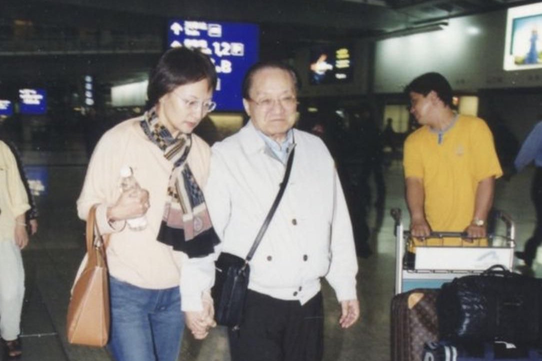 金庸旧居发生事故沦为凶宅，夫妻俩曾在此居住11年，张松桥已买下|金庸旧居|凶宅|张松桥|金庸|豪宅_新浪新闻