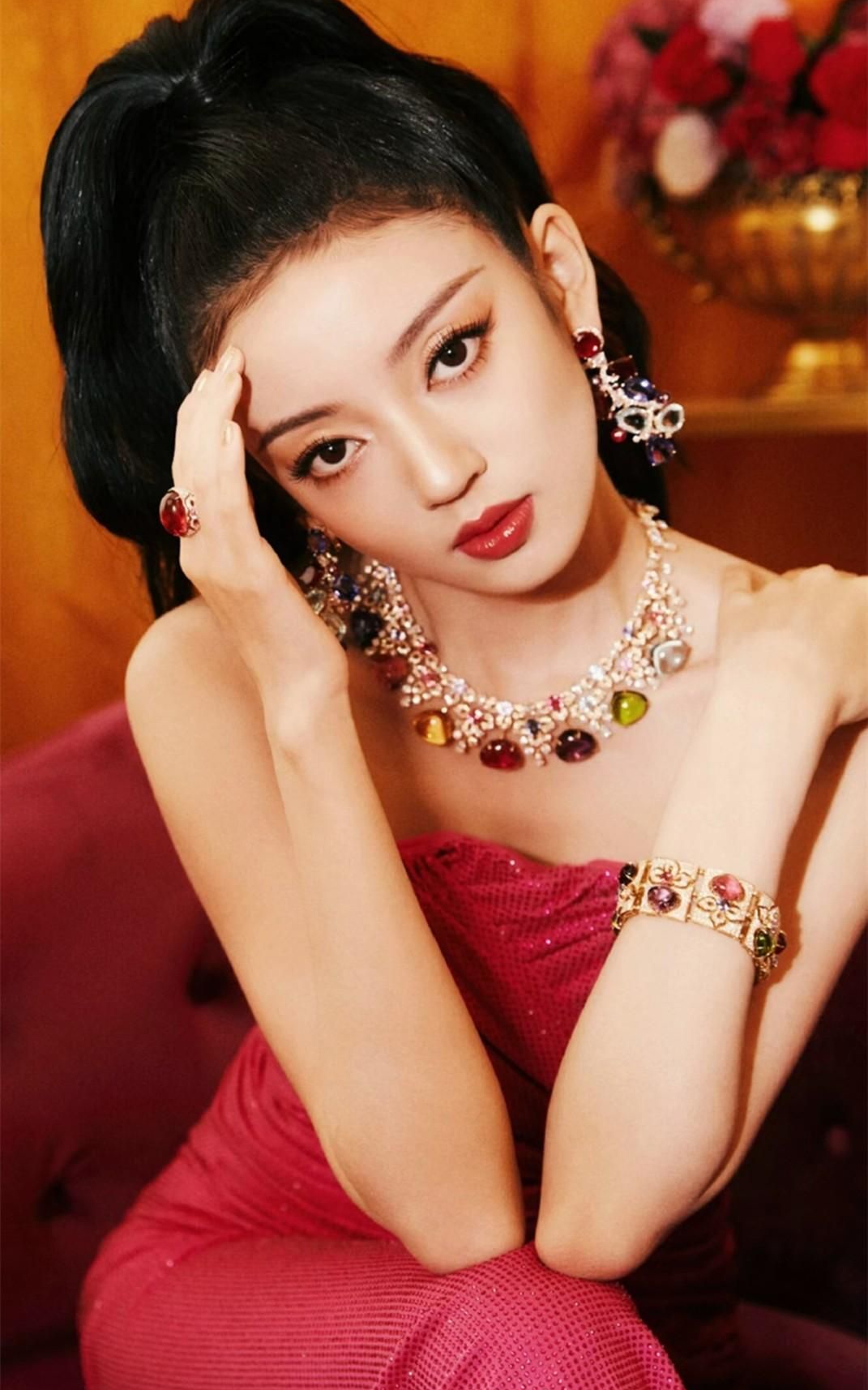 何瑞贤高清俏丽美照,惊艳迷人!_高清图集_新浪网