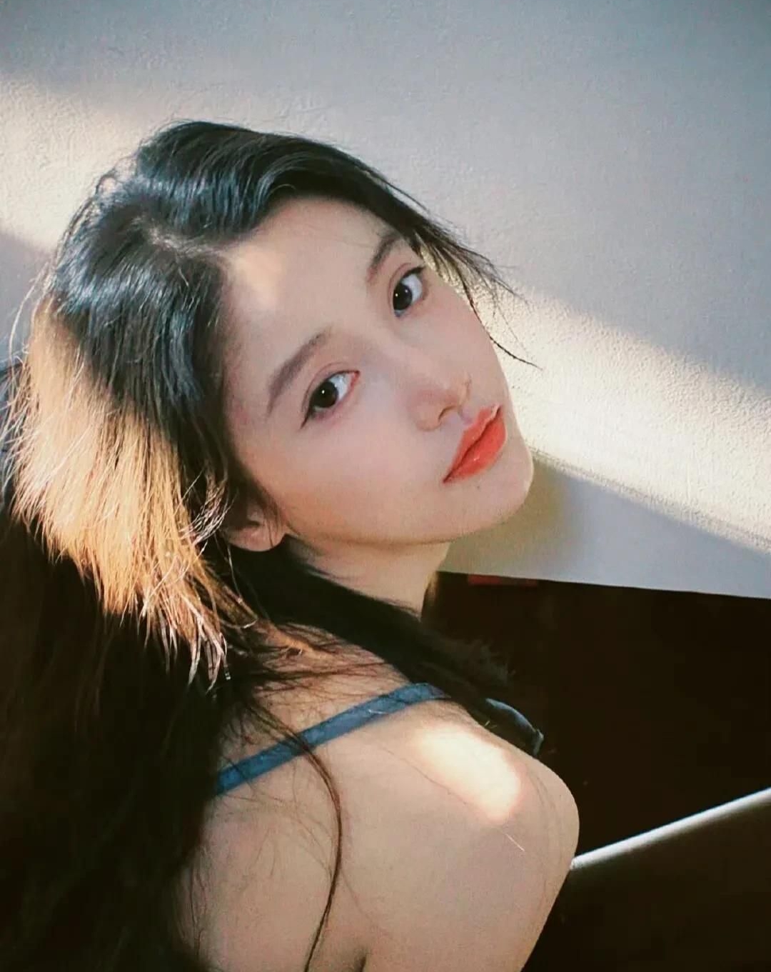 姜贞羽美艳动人高清美图,温柔恬静!__财经头条