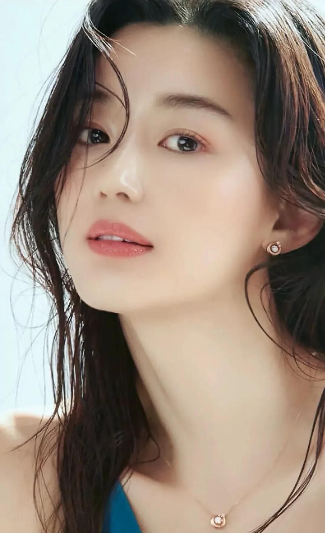 金智贤高清冷艳写真,惊艳迷人!__财经头条