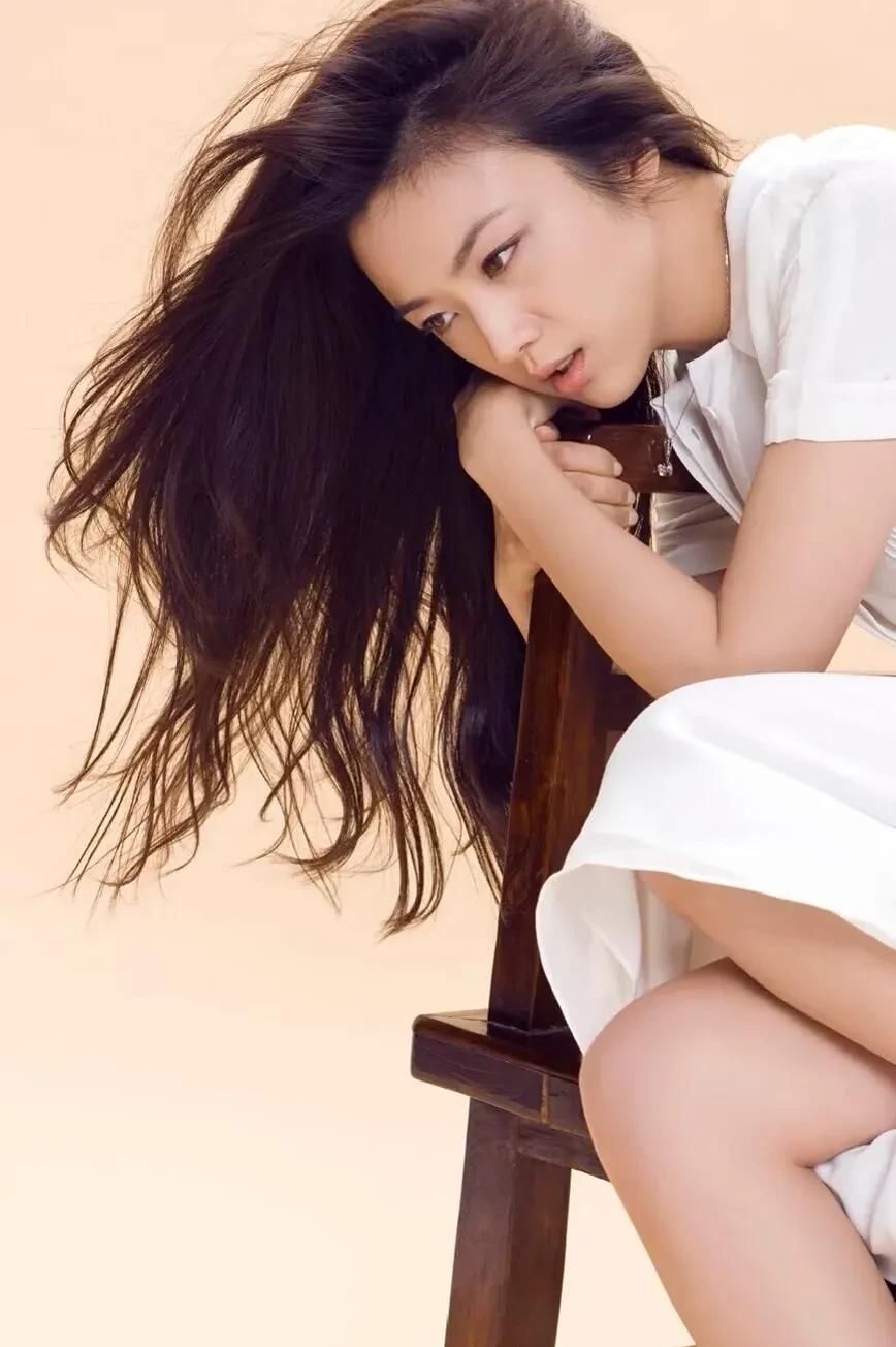 汤唯高清冷艳写真,楚楚动人!__财经头条