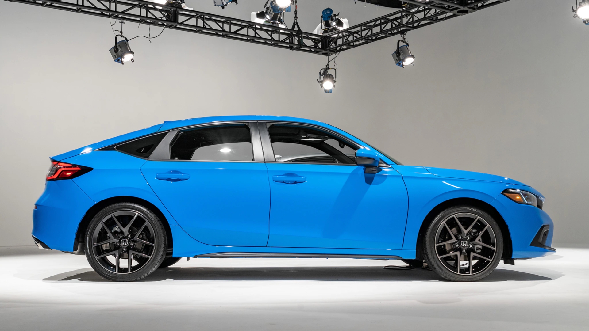 为您推荐: 全新本田思域hatchback正式亮相 掀背