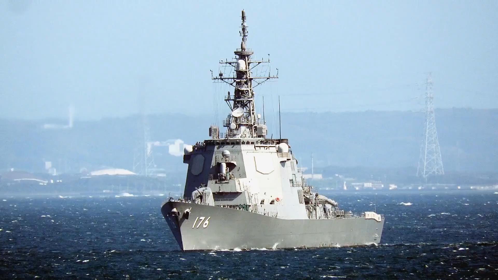 日本金刚级驱逐舰 "鸟海"号进港!