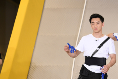 《奔跑吧》王彦霖2个表情酸楚,节目最后5分钟,证明谁最贴心