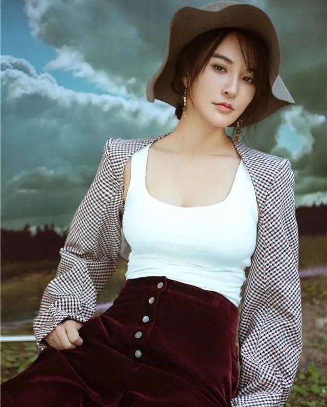 莫小奇高清魅力写真,优雅迷人!_高清图集_新浪网