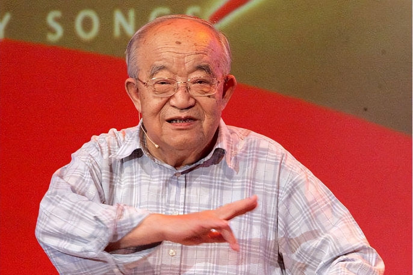 人民艺术家乔羽去世,享年95岁,家人和网友送别词坛泰斗|乔羽|词坛|艺术家_新浪新闻