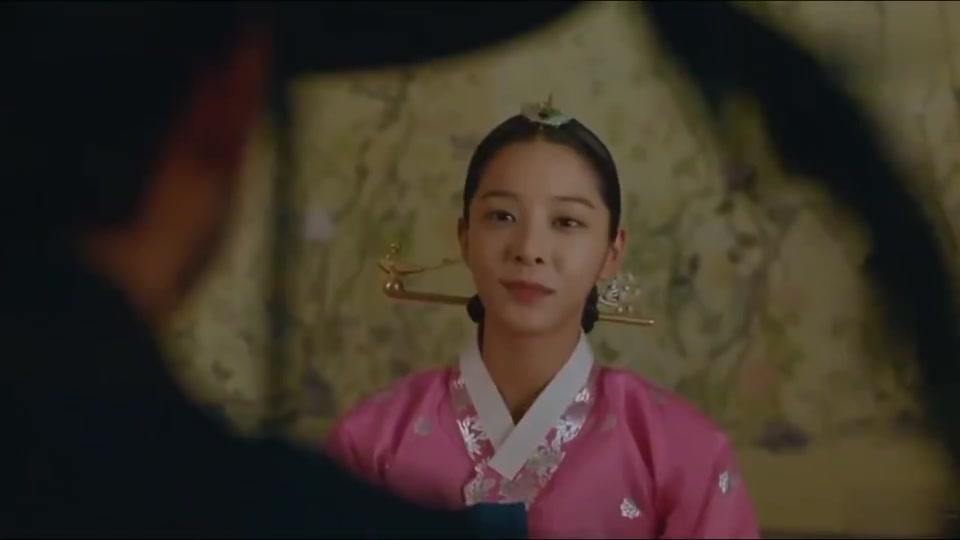 哲仁王后;赵华珍为了得到王上的心,不得不帮他保王后!